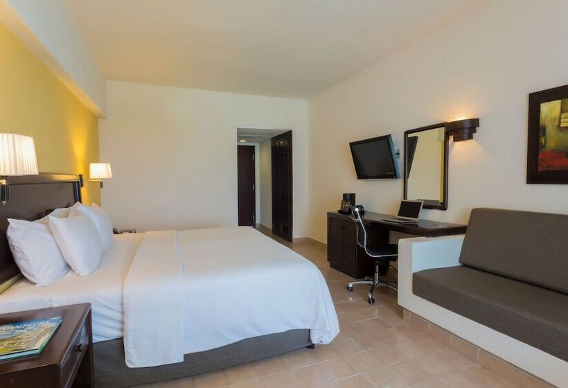 اتاق سوپریور, Campeche Malecon