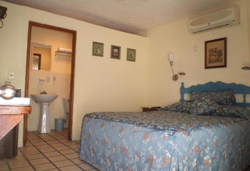 غرفة قياسية, Mercurio   Caters To Gay Men