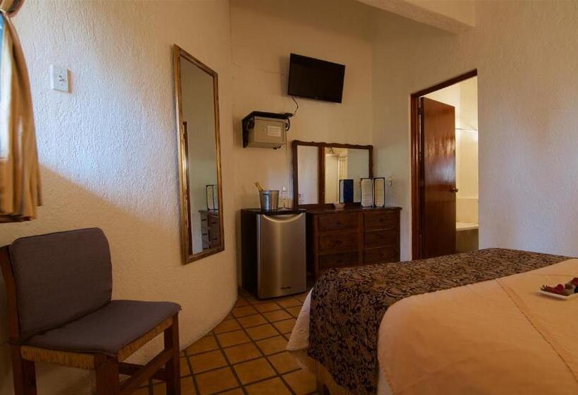 غرفة قياسية, Mercurio   Caters To Gay Men