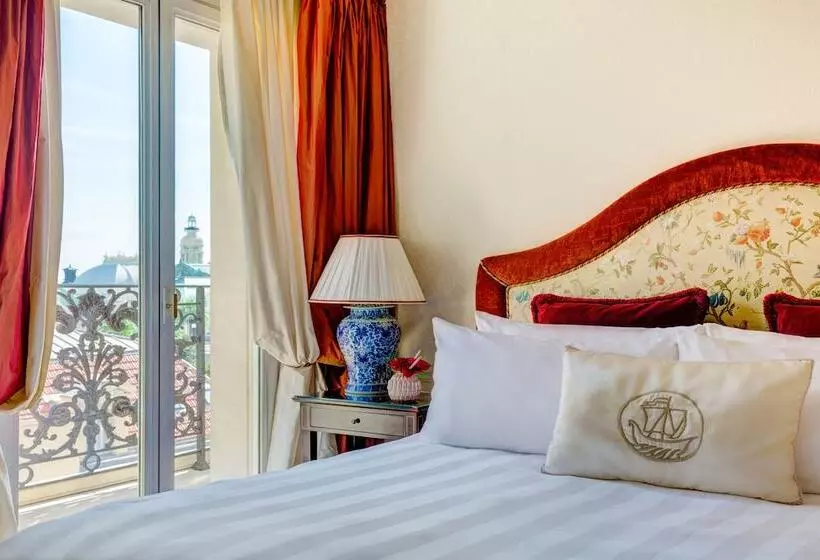 سوییت جونیور لوکس, Hôtel Métropole Monte Carlo