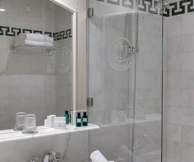 سوییت سوپریور, Hôtel Métropole Monte Carlo