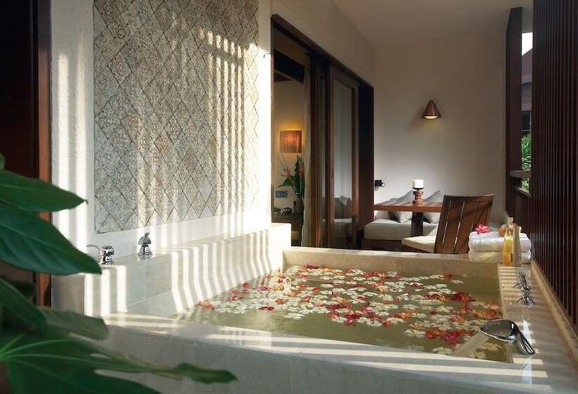 סוויטת ג'וניור, Shangri La Rasa Sayang, Penang