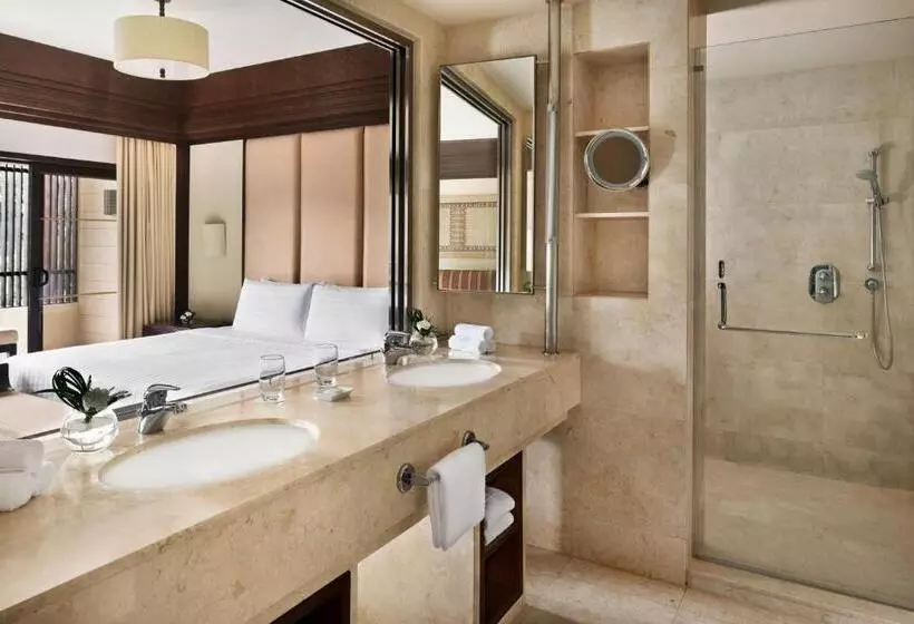 キングサイズベッドのジュニアスイート, Shangri La Rasa Sayang, Penang