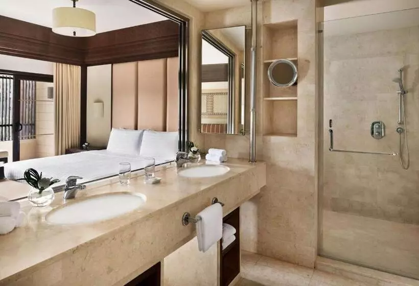 キングサイズベッドのジュニアスイート, Shangri La Rasa Sayang, Penang