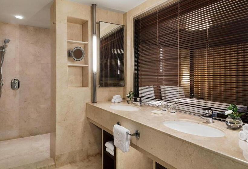 סוויטת ג'וניור, Shangri La Rasa Sayang, Penang