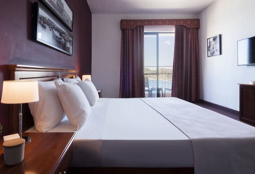 اتاق استاندارد با چشم‌انداز دریا, Sliema Hotel By St Hotels
