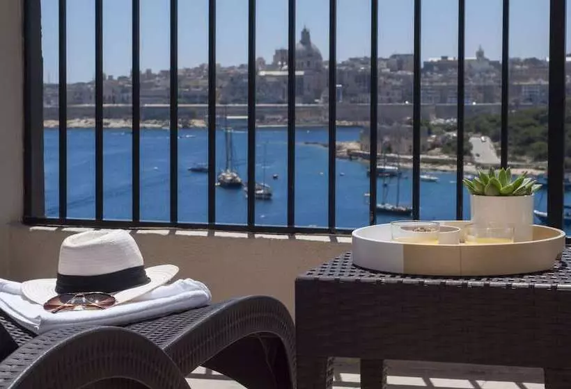 اتاق سوپریور با چشم‌انداز دریا, Sliema Hotel By St Hotels