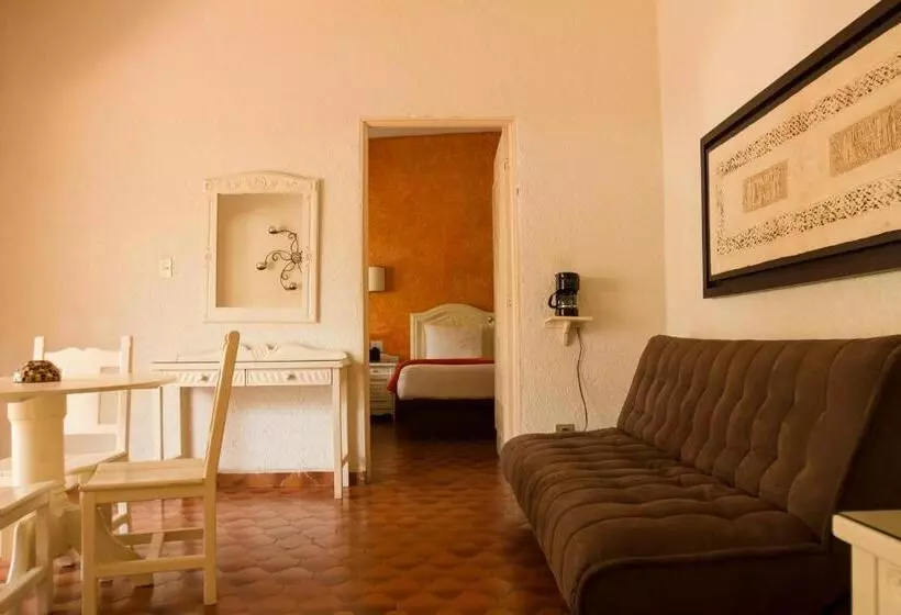 سوییت سوپریور, Villa Del Conquistador
