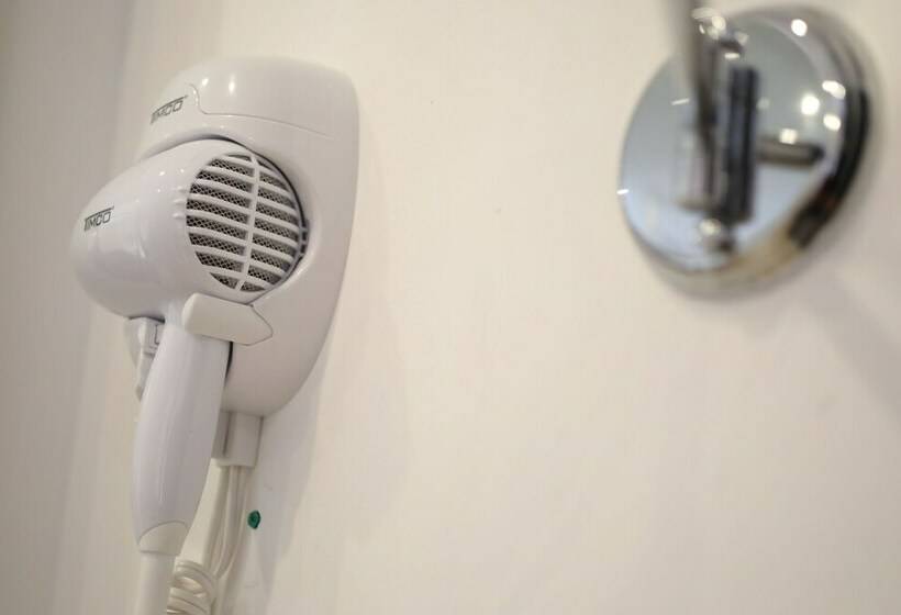 스탠다드 룸 더블 침대 2개, Montetaxco