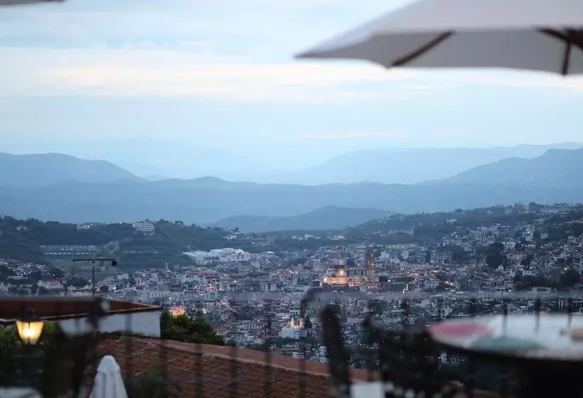 シティビューのダブルベッドスタンダードルーム, Montetaxco