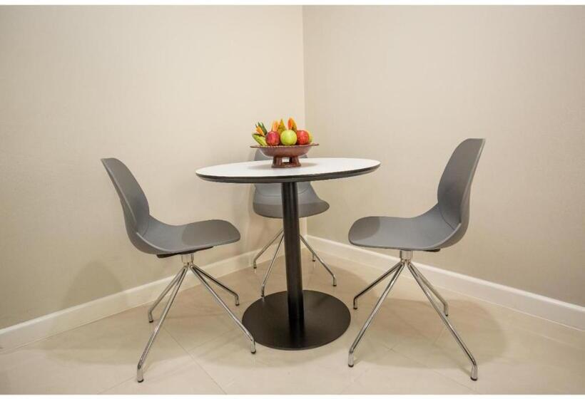 バルコニー付スイート, Gateway