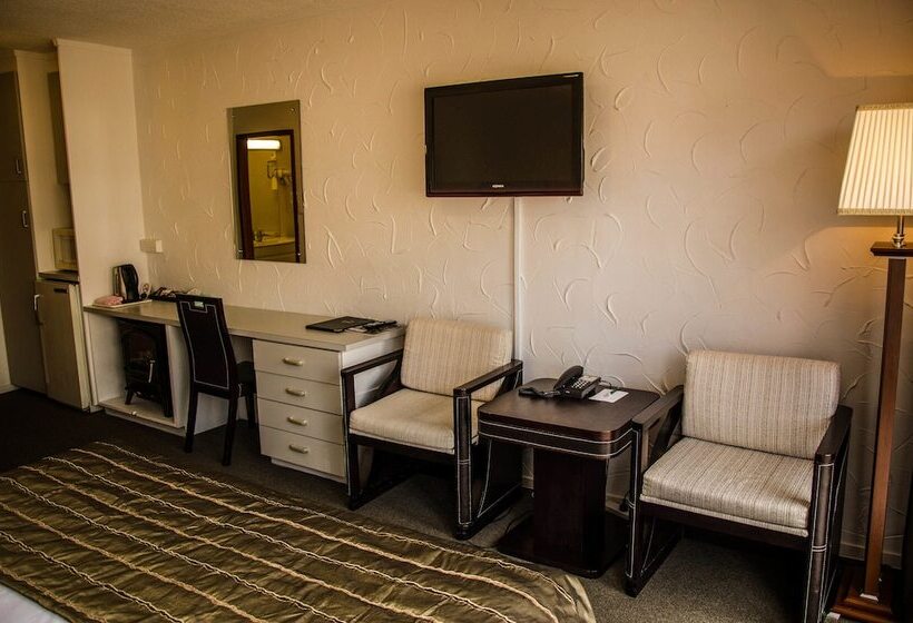 스탠다드 스튜디오, Alpers Lodge & Conference Centre