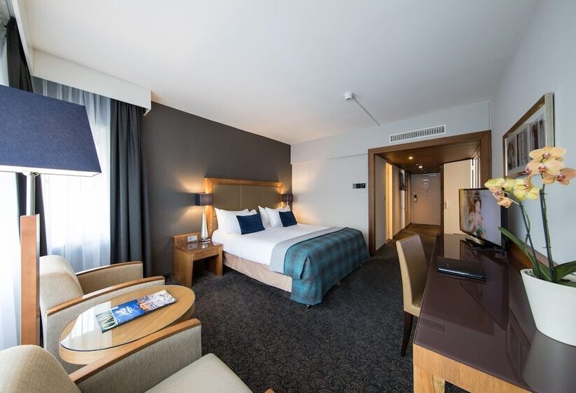 جناح, Bilderberg Garden