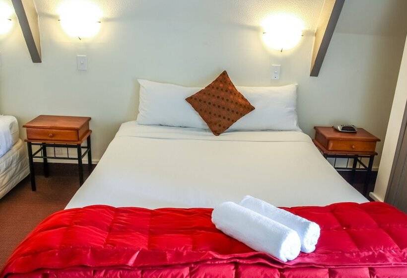 带2个卧室的公寓, Camelot Motor Lodge