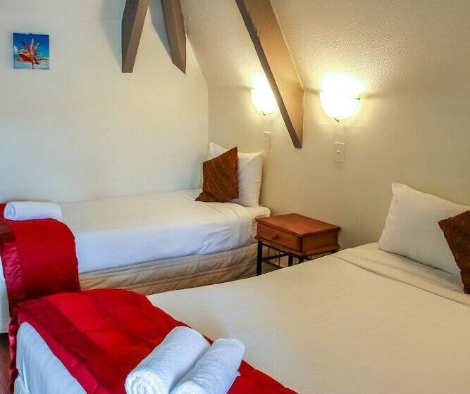 带2个卧室的公寓, Camelot Motor Lodge