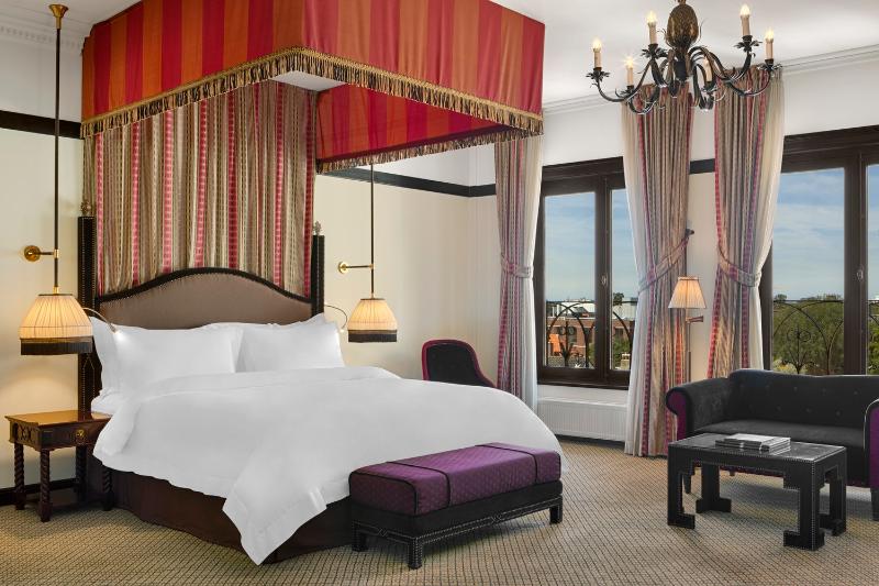 ジュニアスイート, Des Indes The Hague