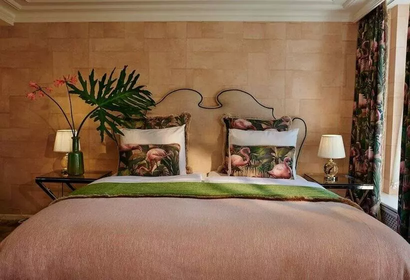Deluxe Room with Views, Estherea
