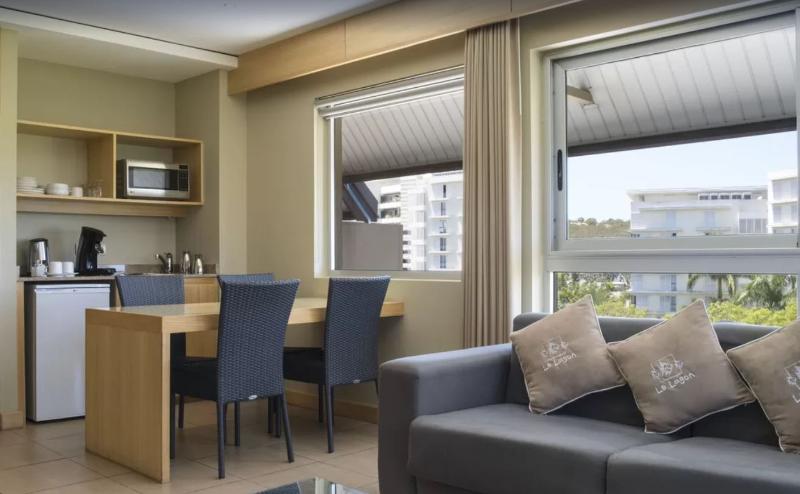 سوییت با چشمانداز جانبی دریا, Le Lagon