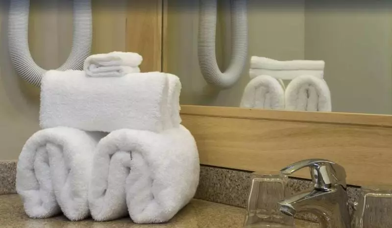 Suite Vue Mer Latérale, Le Lagon