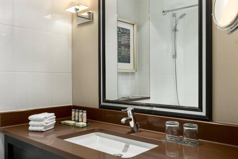 اتاق خانوادگی, Renaissance Amsterdam