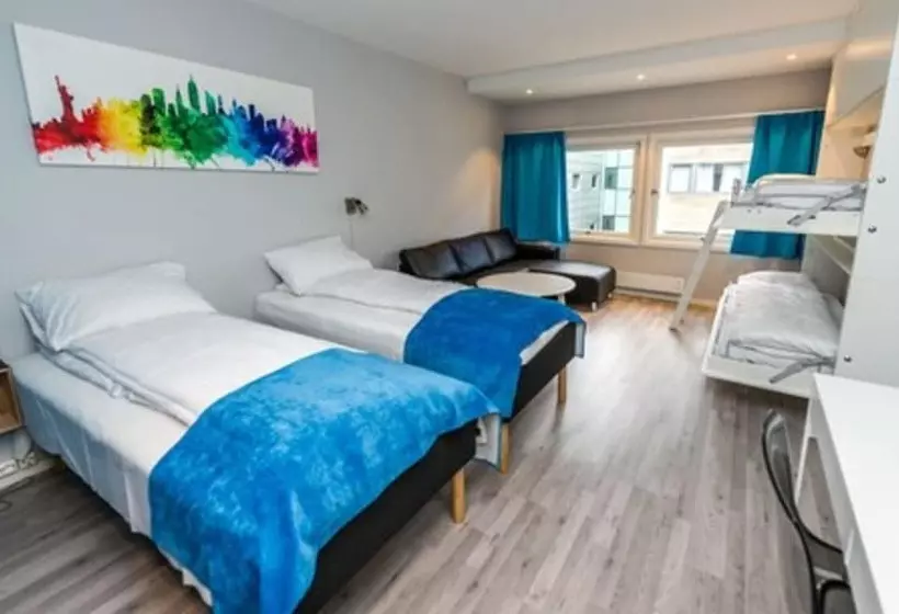 اتاق خانوادگی, Quality Hotel Maritim