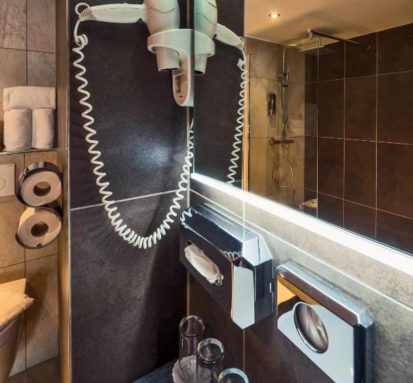 اتاق اکونومی, The Alfred