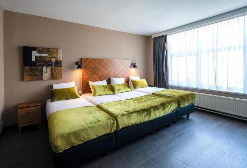 اتاق استاندارد چهار تخته, The Alfred