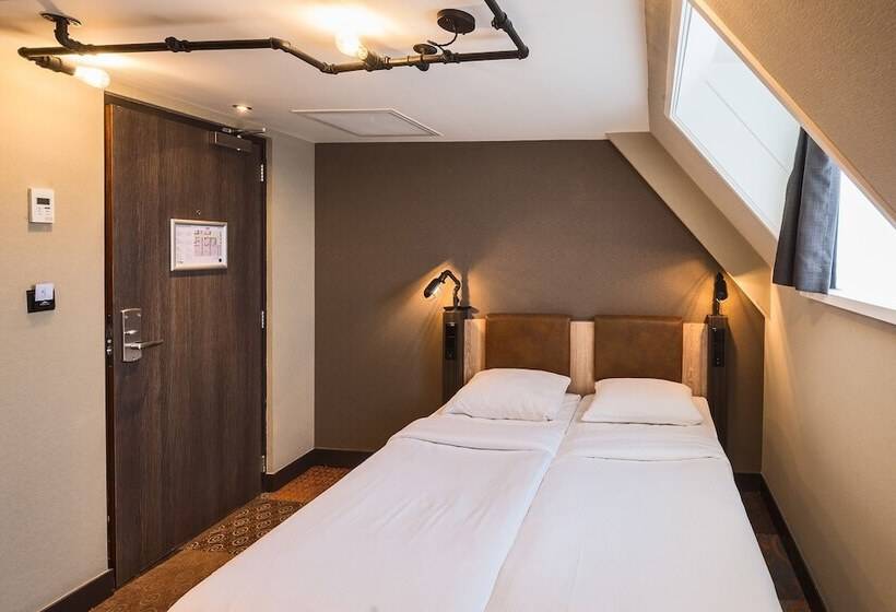 اتاق استاندارد, The Alfred