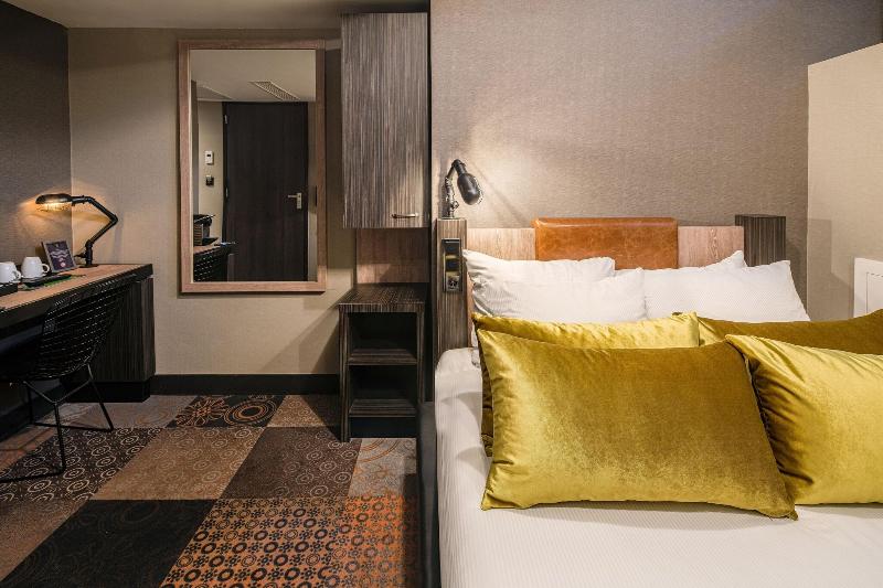 اتاق استاندارد, The Alfred