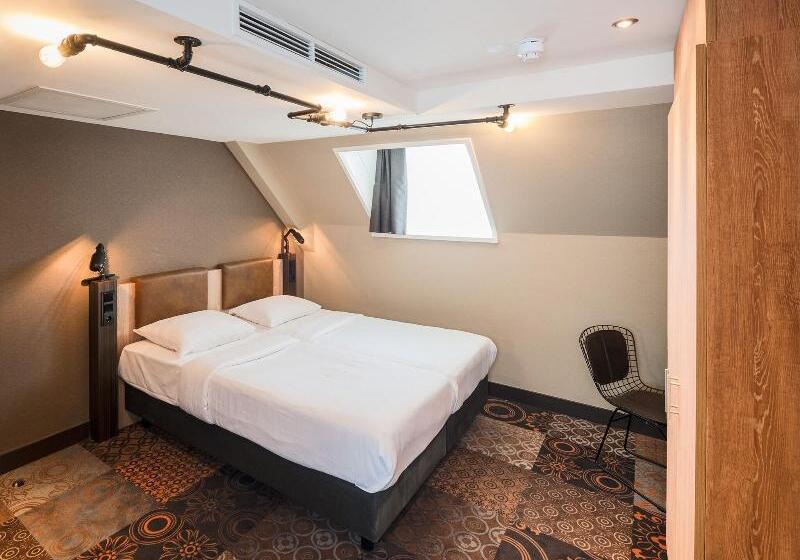 اتاق استاندارد, The Alfred