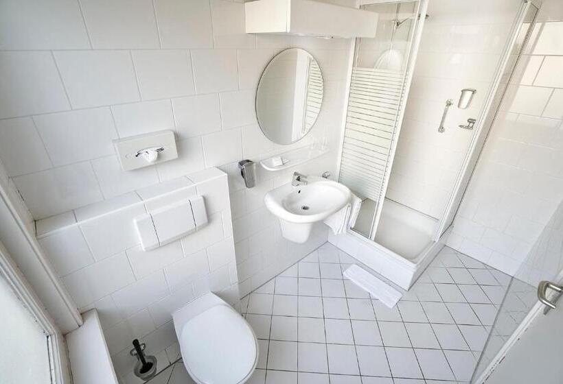 Номер Стандарт Индивидуальный, Amrâth Hotel Media Park Hilversum