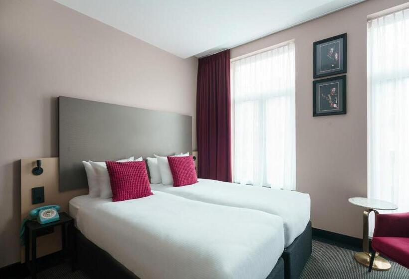 غرفة ديلوكس, Krisotel