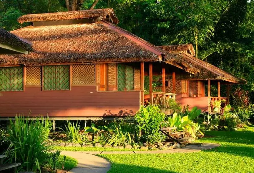 بانگلوی استاندارد, Walindi Plantation Resort