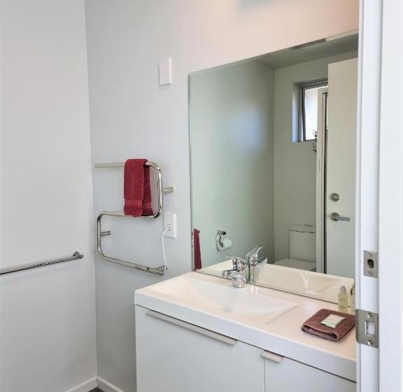 إستوديو ديلوكس, Alpine Motel