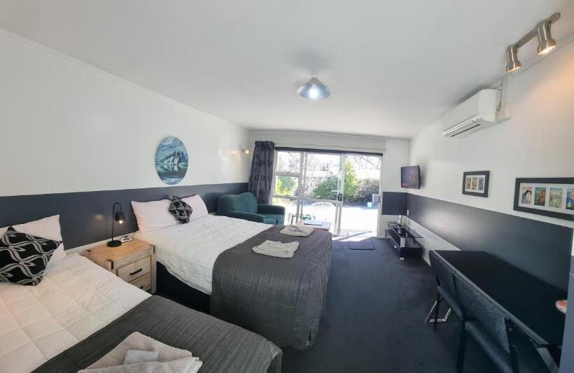 إستوديو ديلوكس, Alpine Motel