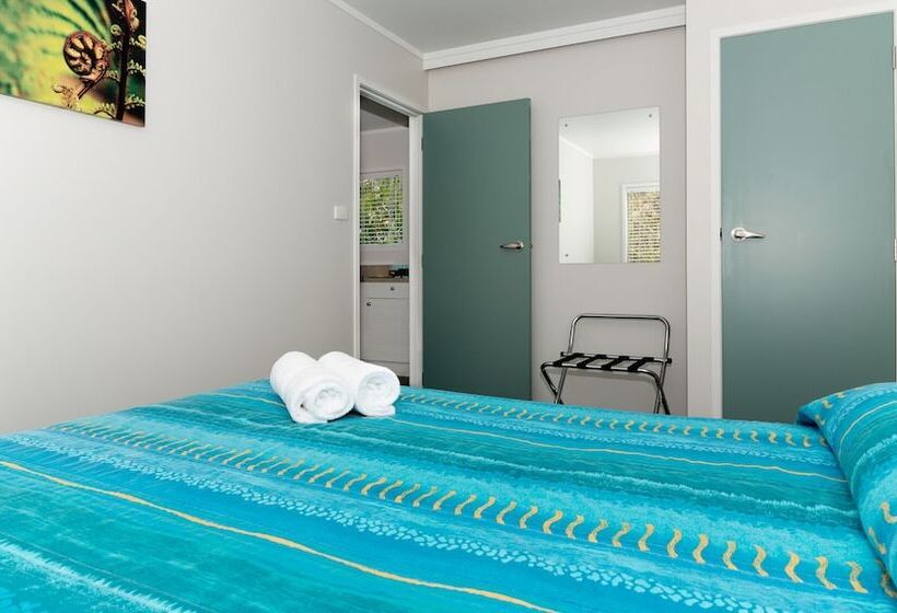 דירת חדר, Averill Court Motel