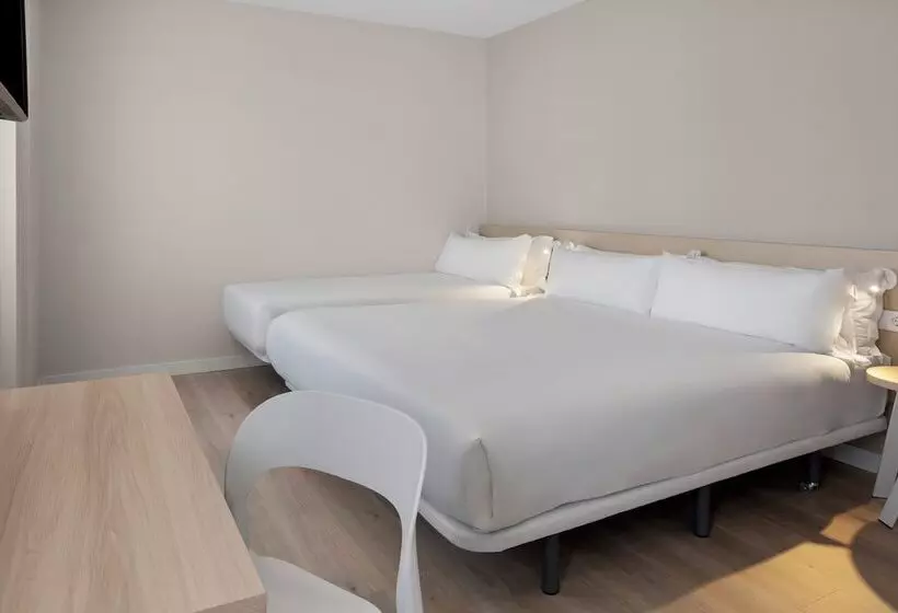 ファミリールーム, B&B Hotel Figueira Da Foz