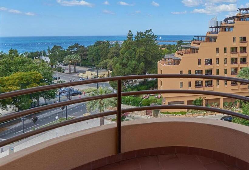 شقة غرفة واحدة, Dom Pedro Portobelo