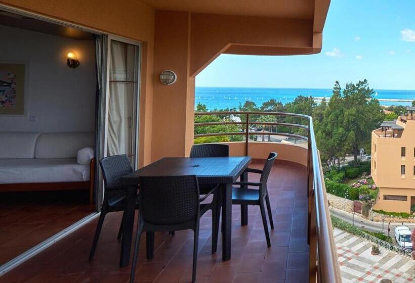 شقة غرفة واحدة, Dom Pedro Portobelo