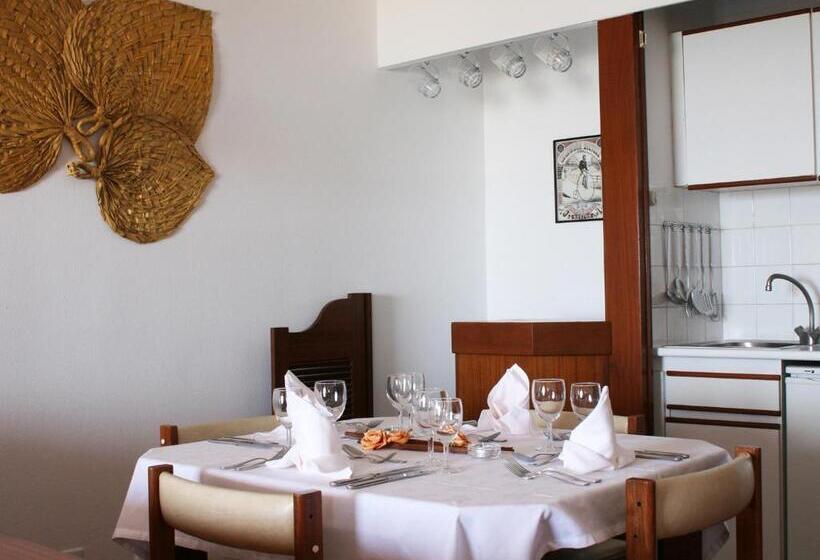 شقة غرفتين, Dom Pedro Portobelo