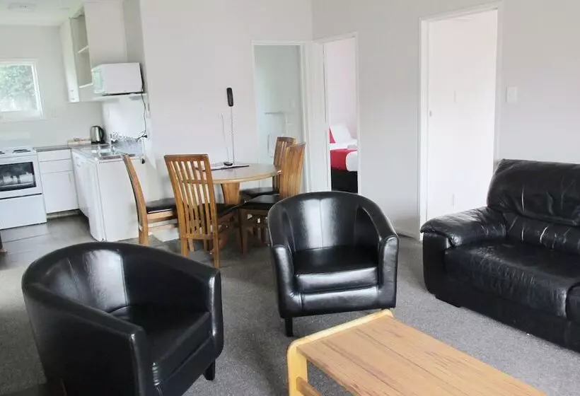 2ベッドルームアパートメント, Abbey Motor Lodge