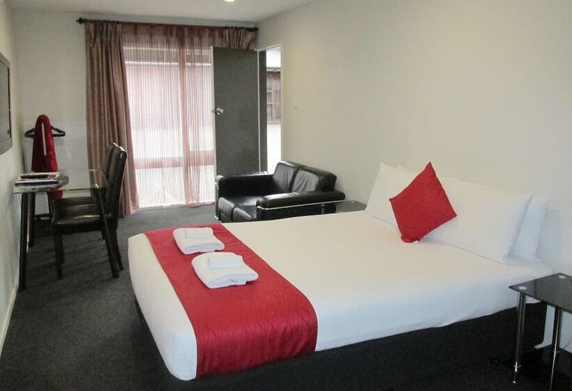 استودیو اجرایی, Abbey Motor Lodge