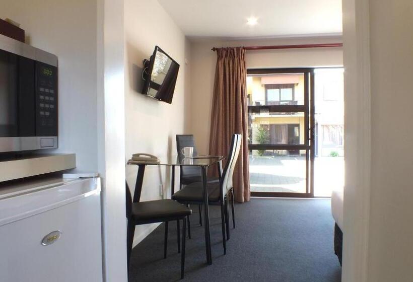 آپارتمان خانواده 1 خوابه, Abbey Motor Lodge