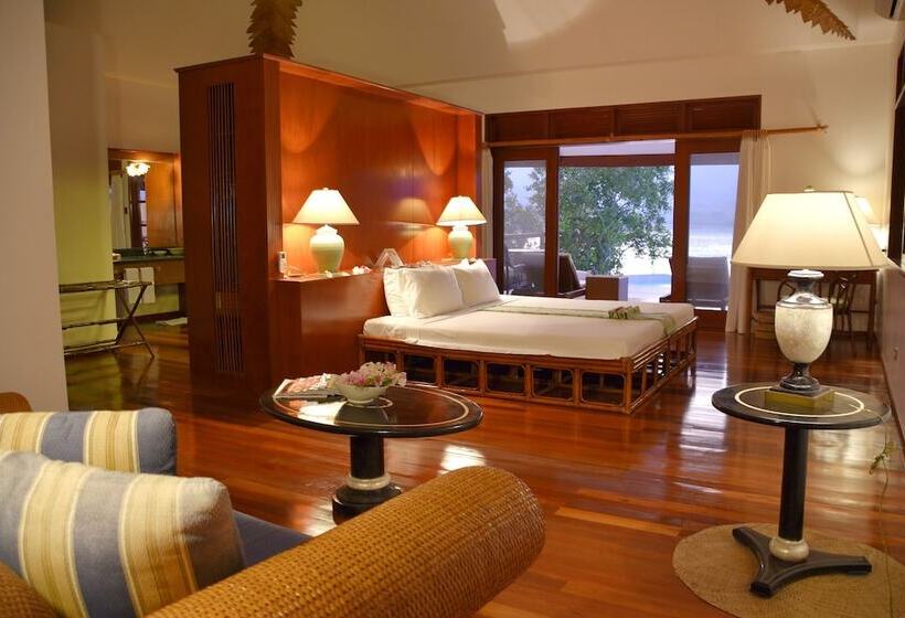 וילה עם חדר שינה אחד ובריכת שחיה, Badian Island Wellness Resort