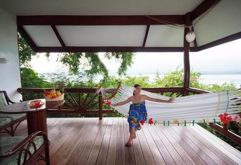 スイート, Badian Island Wellness Resort