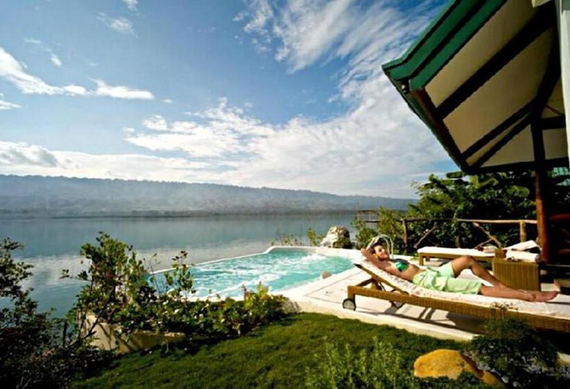 וילה עם חדר שינה אחד ובריכת שחיה, Badian Island Wellness Resort