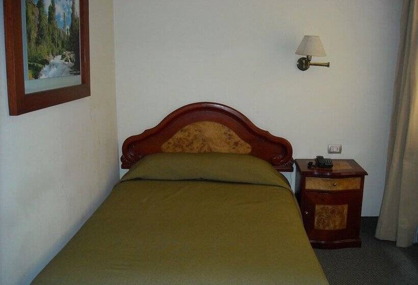 스탠다드 싱글 룸, Continental