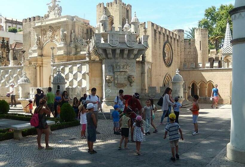 غرفة عائلية, D. Luis