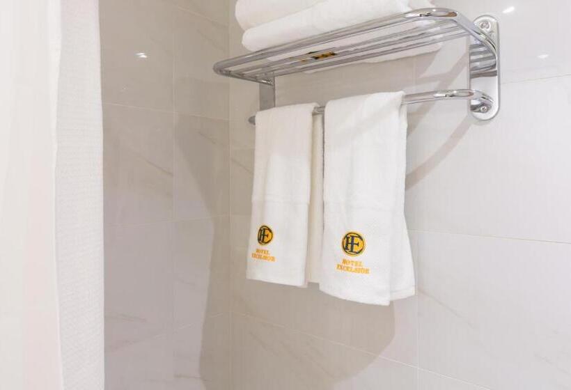 اتاق لوکس یک تخته, Excelsior Karachi