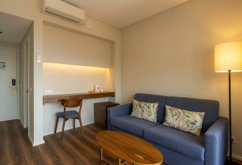 주니어 스위트, Girassol  Suite